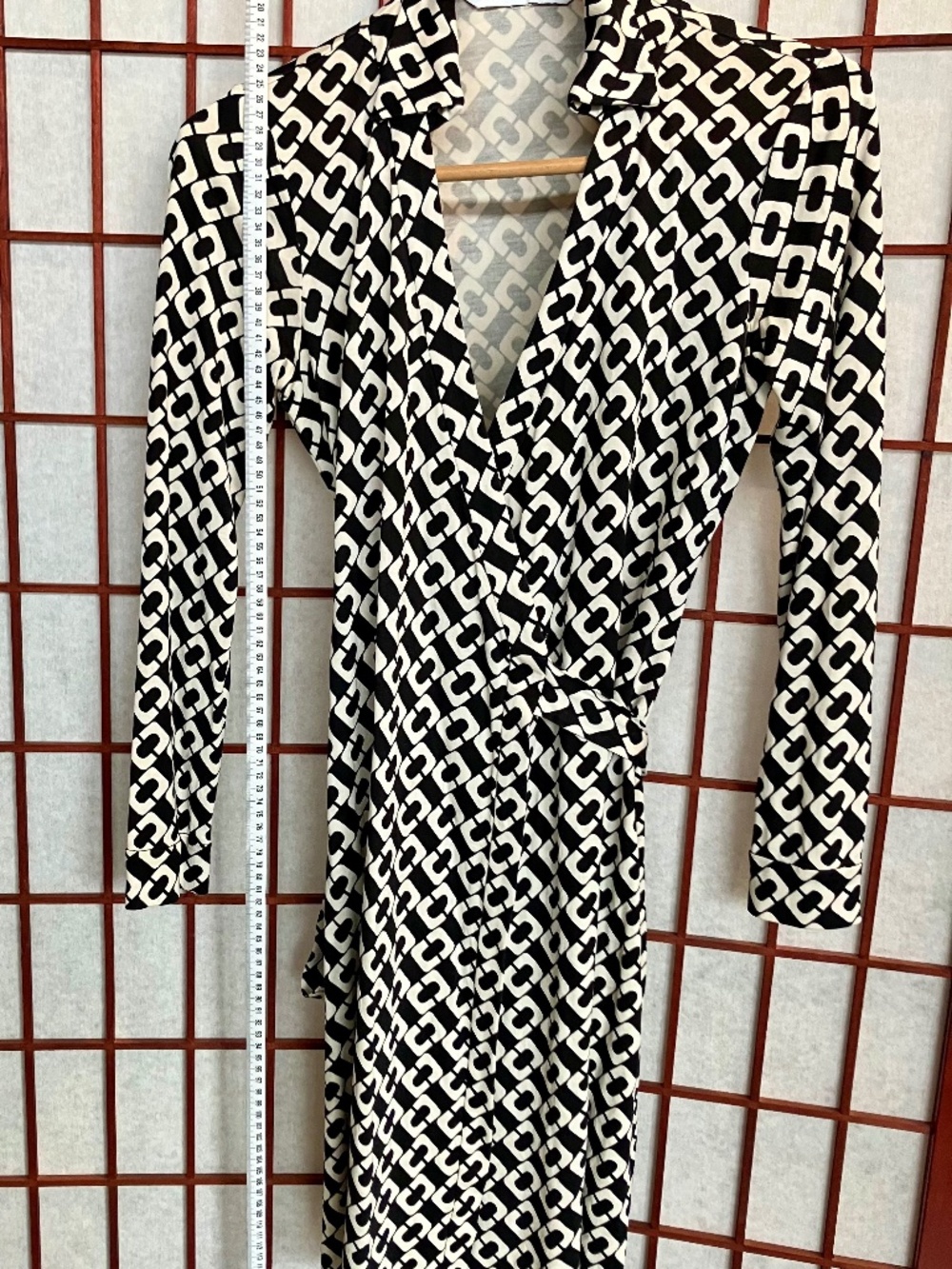 DVF Diane von Furstenberg Julian 100% Silk Jersey Wrap Dress - Picture 4 of 9